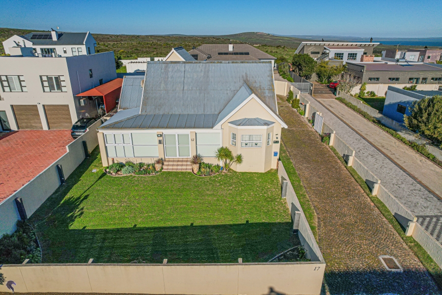 4 Bedroom Property for Sale in Myburgh Park Western Cape